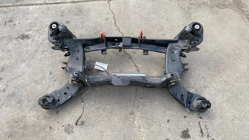 06701062910 ⭕ 17-20 Maserati Ghibli Rear Suspension Subframe Crossmember Support 06701062910