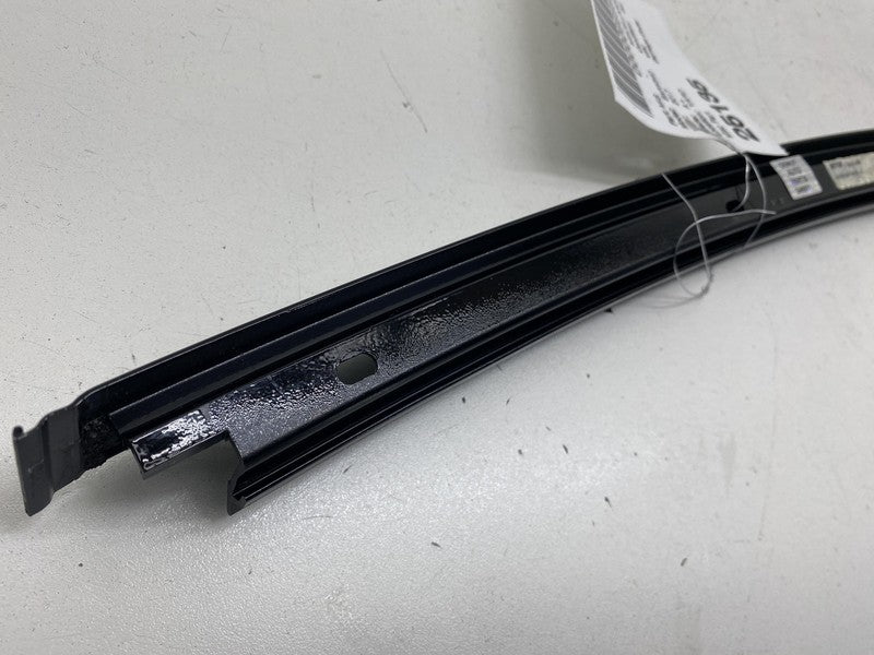 ⭕ 2017-2023 BMW 540i Rear Right Door Window Glass Guide Channel OEM 73