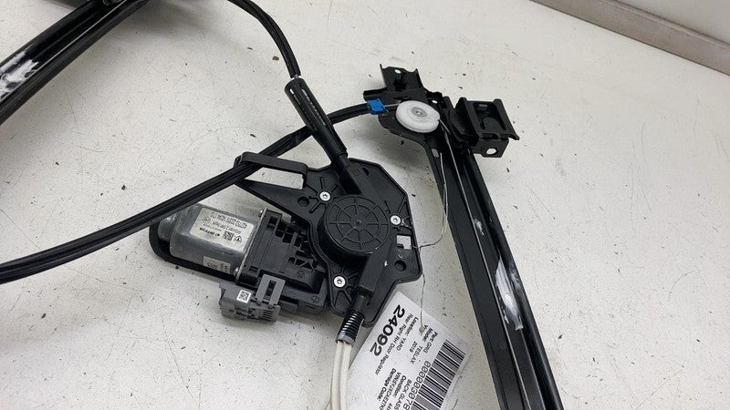 102882100F ⭕ 2016-2020 Tesla Model X Rear Side Window Regulator & Motor Right 1028821-00-F