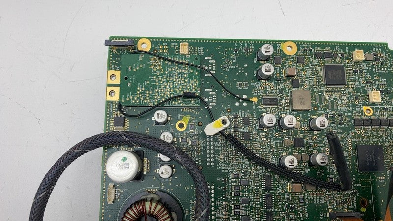 ⭕ 12-20 Tesla Model S Media Control Unit Motherboard Electronics 1015