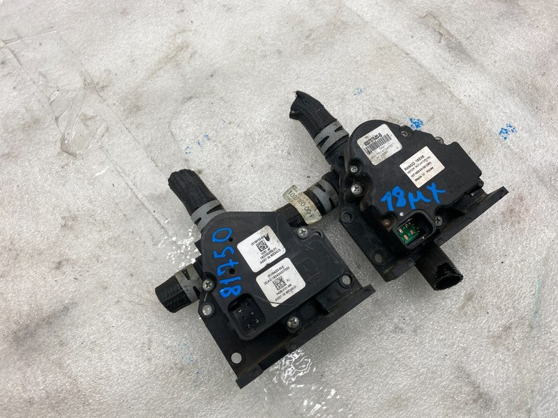 600737000B ⭕16-20 Tesla Model X 3-Way & 4-Way Coolant Valve Motor 6007370-00-B/1064225-00-E