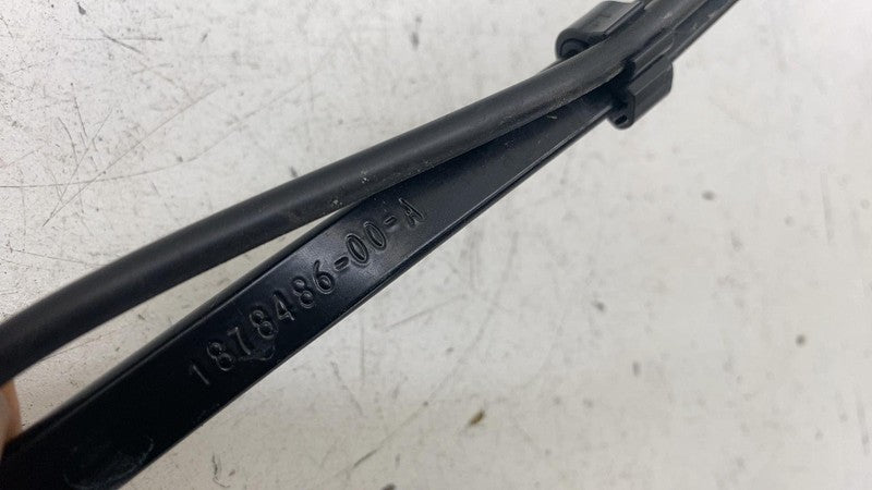 1878486-00-A ⭕ 24-25 Tesla Model 3 M3 Front Passenger Windshield Wiper Arm Right 1878486-00-A
