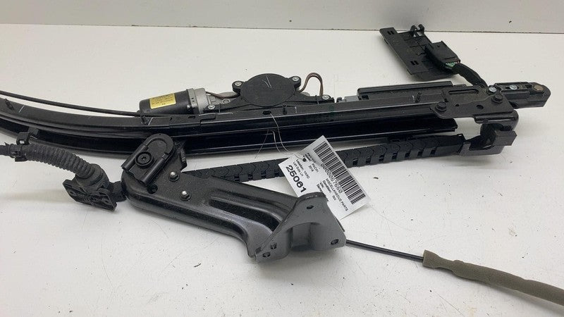 68369596AA ⭕ 17-25 Pacifica Rear Left Door Lower Roller Track w/ Motor & Module 68369596AA