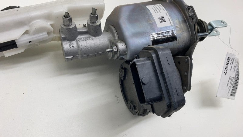 104467100G 2017-2023 Tesla Model 3 iBooster Power Brake Booster Master Cylinder Reservoir