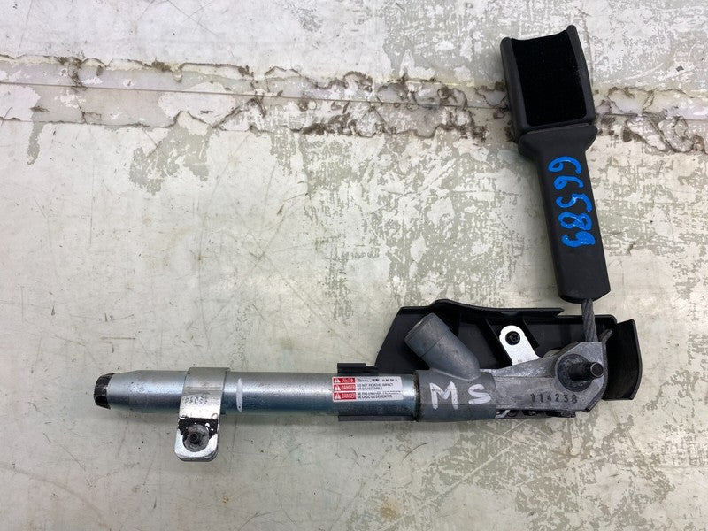 100526500C ⭕12-20 Tesla Model S Front Right 1st Row Seat Belt Lap Pretensioner 1005265-00-C