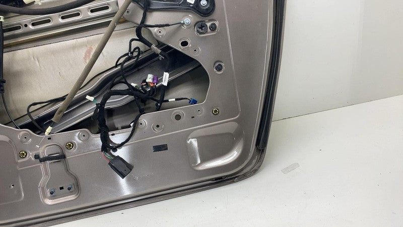 ⭕ 17-24 Chrysler Pacifica Rear Passenger Side Door Shell Panel Right Gold - PTE