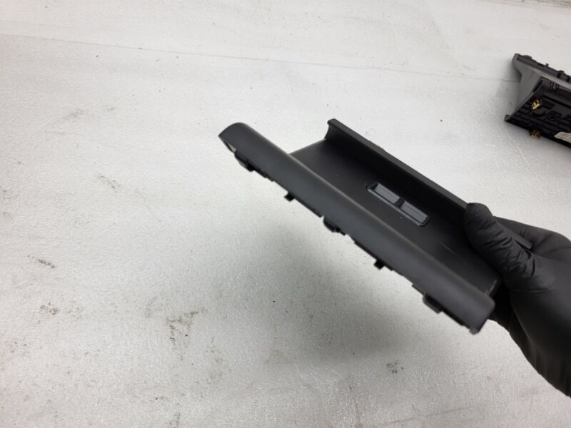 2017-2020 Tesla Model 3 Center Console Phone Dock Tray Assembly 1112412-00-C OEM