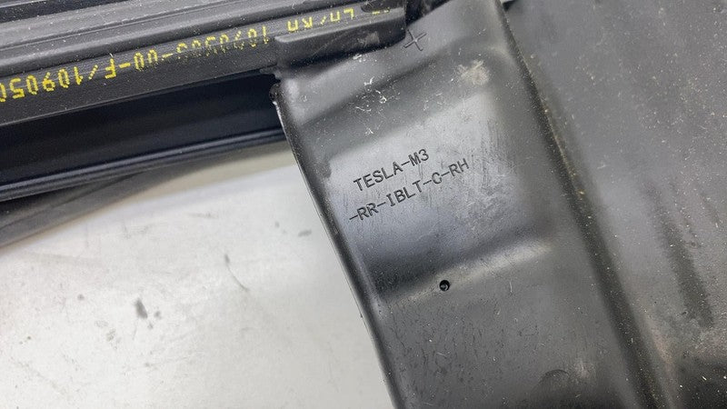 ⭕ 17-23 Model 3 Rear Right Door Window Inner Belt Weatherstrip Seal 10