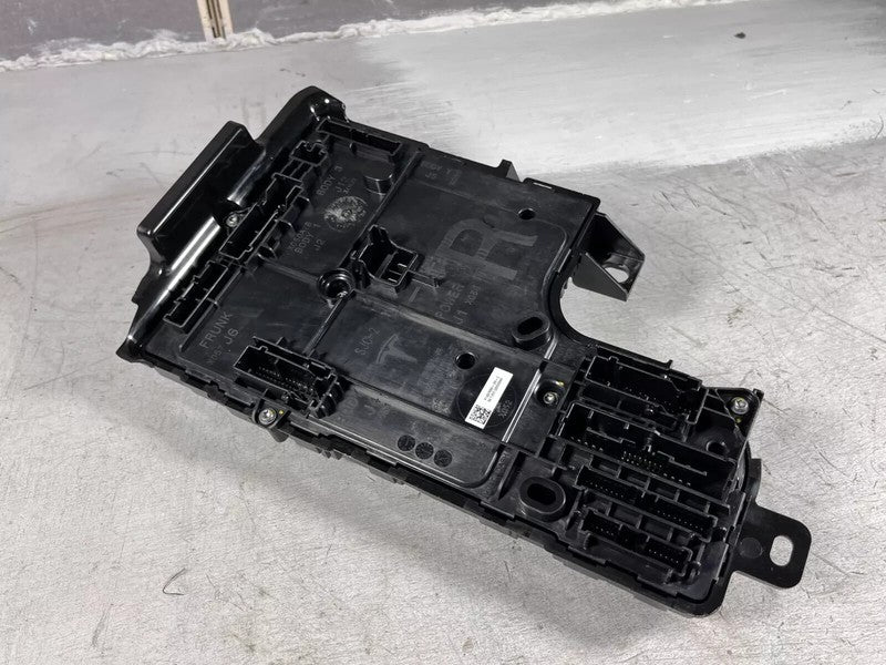 ⭕20-24 Tesla Model Y Right Low Voltage Controller Electronic Module 16