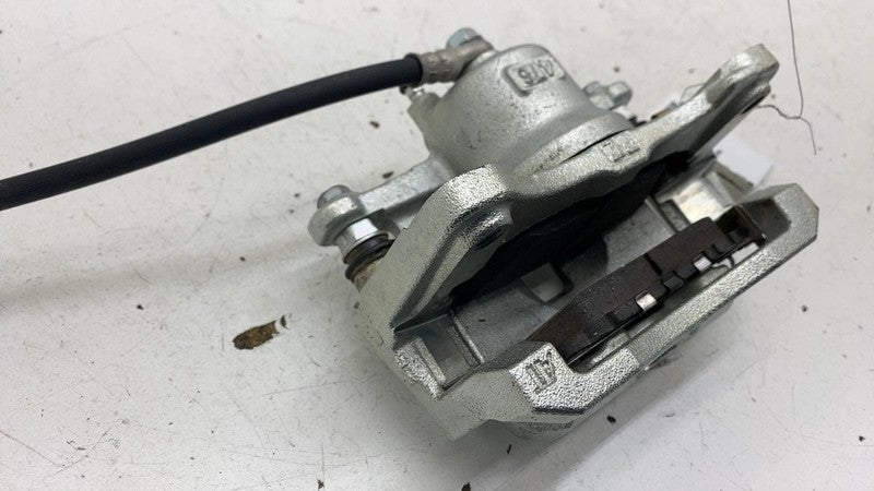 ⭕ 2020-2024 Toyota Prius Front Driver Side Caliper w/ Brake Hose Line