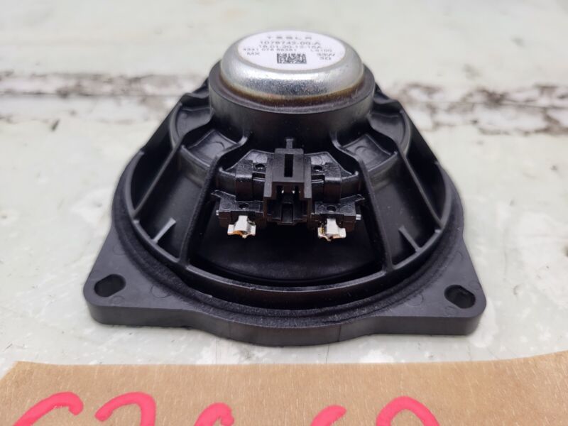 1079742 00 A 2017-2023 Tesla Model S X 3 Y Audio System Speaker Full Range 100MM 1079742-00-A