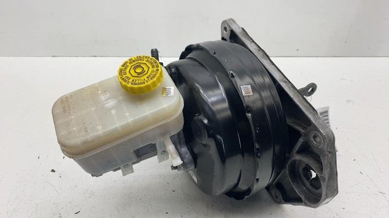⭕ 11-18 Jeep Wrangler Power Brake Booster Master Cylinder & Reservoir