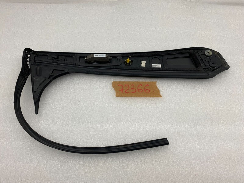 108390200B ⭕16-20 Tesla Model X Right B-Pillar Applique Trim Molding w/ Camera 1092312-98-E