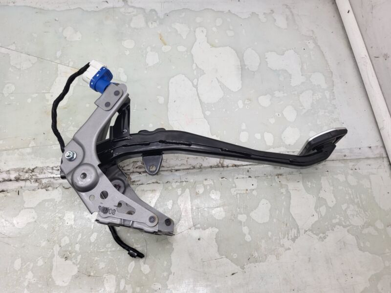 2012-2020 Tesla Model S MS Brake Stop Pedal w/ Sensor Assembly 1050657-01-A OEM