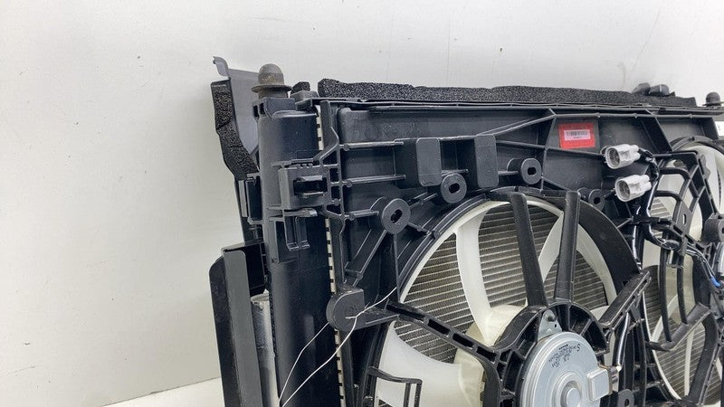 1636324140 ⭕2023 2024 Toyota Prius Front Main Radiator Condenser Cooling Fan Motor & Shroud