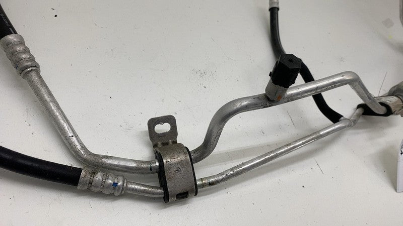 PT00001686J ⭕2022-2024 R1S R1T Air Conditioning Suction Hose A/C Pipe Line Tube PT00001686-J