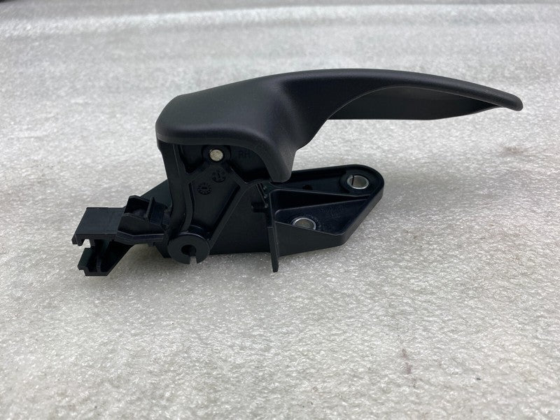 1ZA10JXWAA ⭕ 2014-2017 Ram ProMaster Front Passenger Side Door Pull Handle Right 1ZA10JXWAA