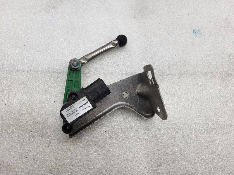 100417300A ⭕ 12-15 Tesla Model S Rear Left Air Suspension Ride Height Sensor 1004173-00-A