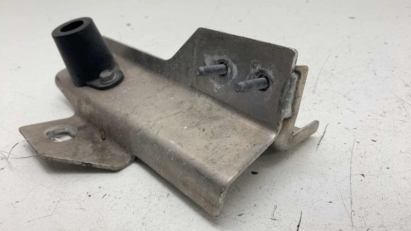 ⭕ 2016-2020 Tesla Model X Front Right Bumper Ankle Catcher Mount Suppo