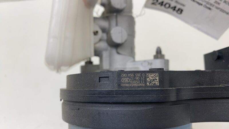 2020-2024 Tesla Model Y iBooster Power Brake Booster Master Cylinder Reservoir