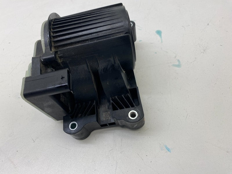 1506859 97 D ⭕ 2017-2023 Tesla Model 3 Y Supermanifold Octovalve Pump Assembly 1506859-97-D