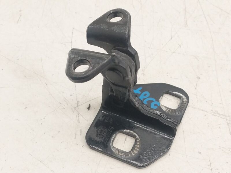 1120038 2012-2021 Tesla Model S Front Passenger Lower Door Hinge Closure Assist Right RH