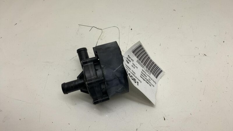 2016-2020 Tesla Model X MX Additional Auxiliary Water Pump Assembly 1054529-00-G