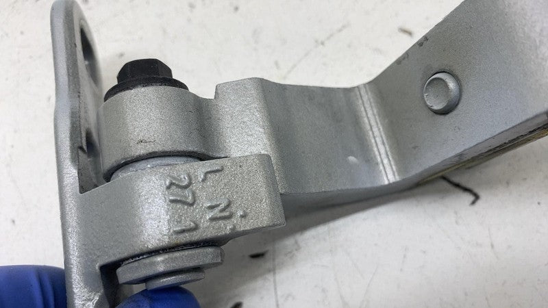 A045923 ⭕ 2021-2023 Polestar 2 Front Driver Side Upper & Lower Door Hinge Left 31662652