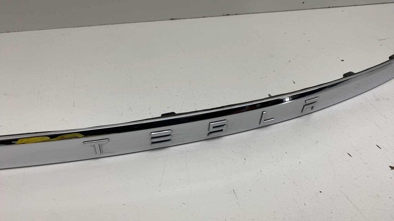 102577600A ⭕ 12-20 Tesla Model S Rear Liftgate Trunk Lid Chrome Trim Molding 1025776-00-A