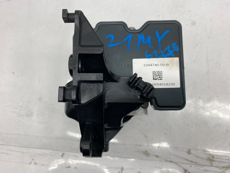 1044745 00 B ⭕20-23 Tesla Model Y MY Anti-Lock Brake System ABS Pump Module Unit 1044745-00-B
