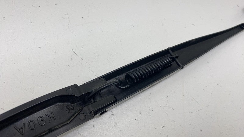 ⭕ 2022 2023 2024 Rivian R1T Front Passenger Right Windshield Wiper Arm