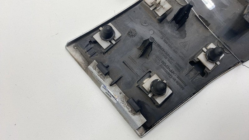 7P5854959C ⭕ 11-18 Porsche Cayenne Front Left or Right Lower Fender Molding Trim 7P5854959C