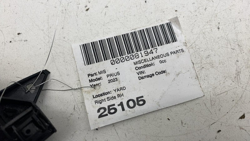 5256247030 ⭕ 2023-2025 Toyota Prius Rear Right Taillight Lamp Retainer Bracket 52562-47030