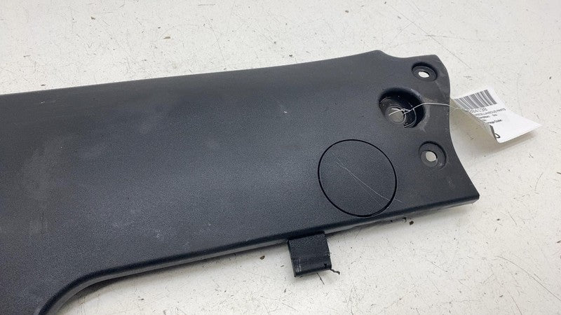 ⭕ 2025 Rivian R1S Front Passenger Rocker Molding Cover Panel Right PT0