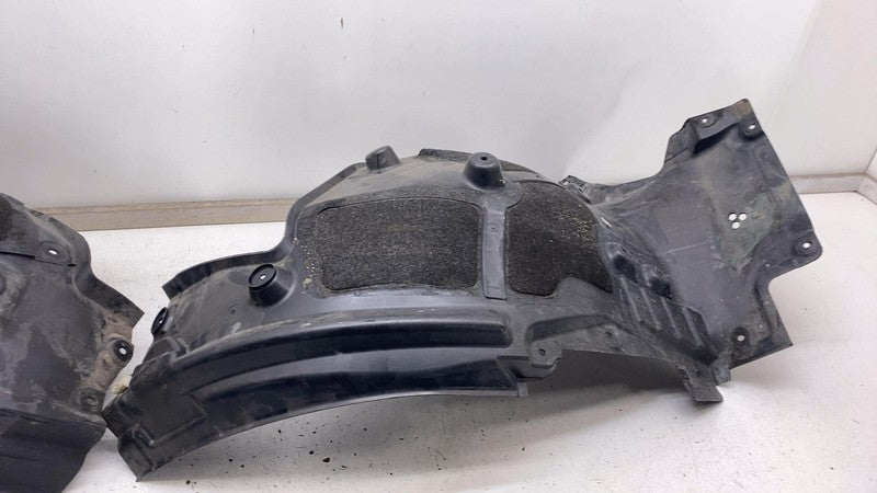 748506-13 2018-2020 BMW 530E Front Driver Side Inner Fender Liner Splash Guard Shield Left