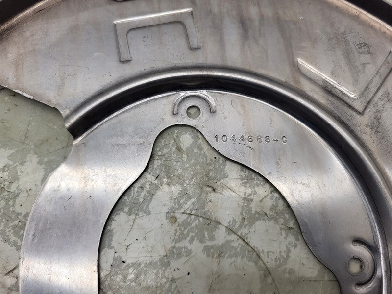 1044666 C ⭕ 17-23 Tesla Model 3 M3 Rear Passenger Side Brake Rotor Shield Right 1044666-C