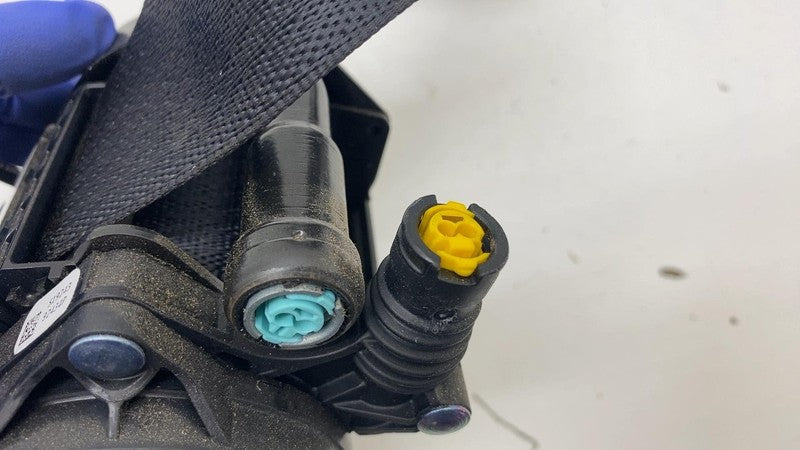 ⭕ 2017-2023 Tesla Model 3 Front Right 1st Row Seat Belt & Retractor 10