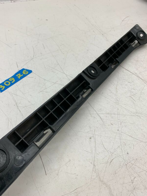 6007724-00-E ⭕ 12-24 Model S Rear Body Attachment Bumper Center Support Bracket 6007724-00-E