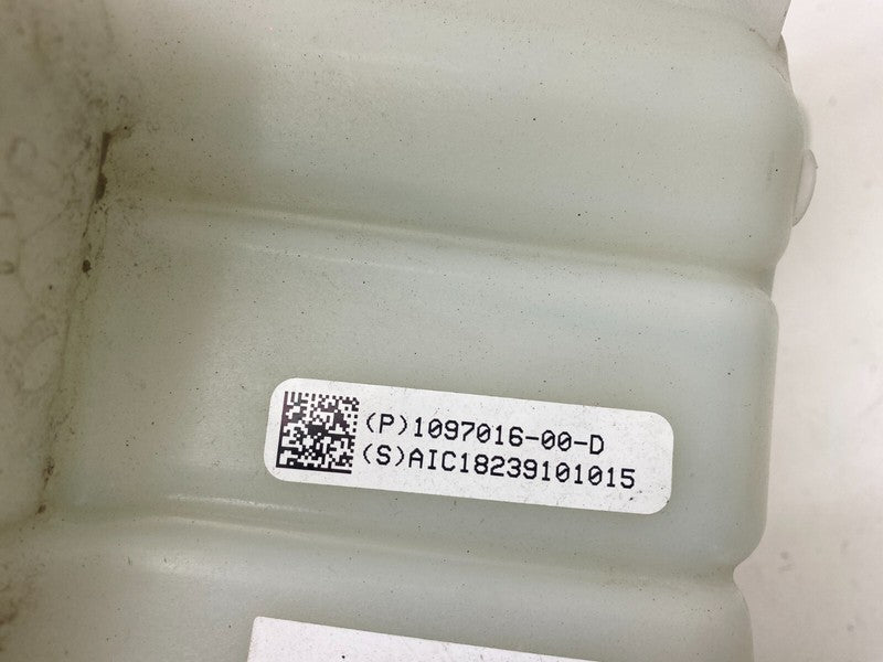 109701600D ⭕2017-2020 Model 3 Reservoir Superbottle Tank Chiller EXV Oil Fluid 1097015-00-K