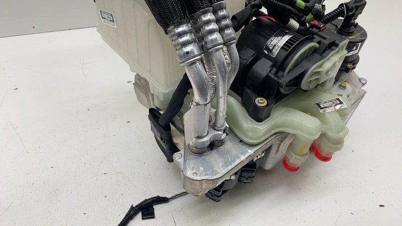 ⭕ 2020-2024 Tesla Model Y Supermanifold Refrigerant Chiller w/ Coolant