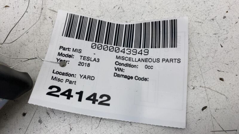 108128191D ⭕ 17-23 Tesla Model 3 Rear Left or Right 2nd Row Seatbelt Retractor 1081281-91-D
