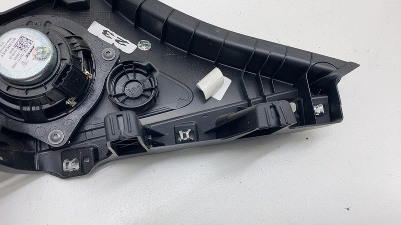 9Y3.867.245 ⭕ 2019-2024 Porsche Cayenne Rear Left Quarter D-Pillar Trim w/ Speaker 9Y3867245