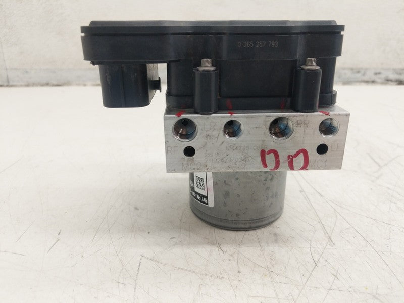 1044745 00 B ⭕2020-2022 Tesla Model Y Antilock Brake System ABS Pump Module Unit 1044745-00-B