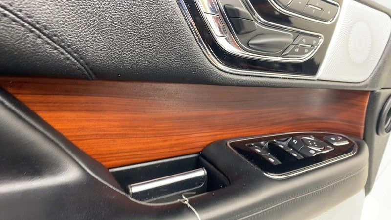 ⭕ 2020 Lincoln Navigator Front Left Side Interior Door Panel Trim Card