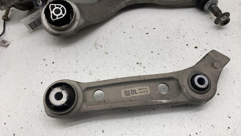 2018-2020 BMW 530e Front Left Spindle Knuckle w/ Upper & Lower Control