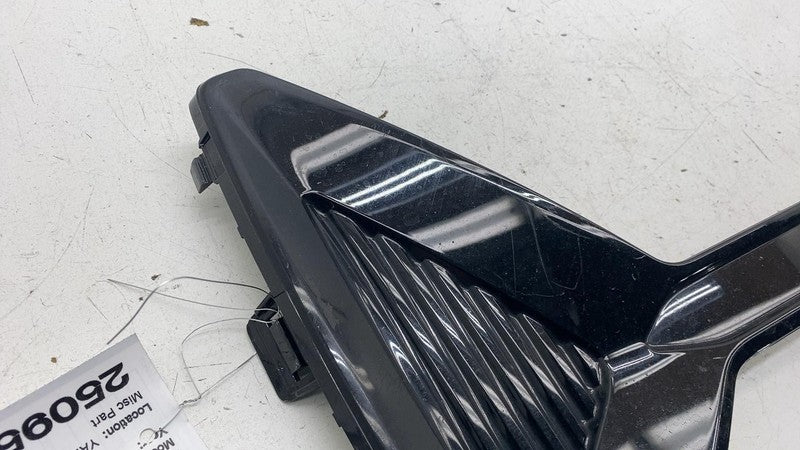 33631405 ⭕ 21-23 Polestar 2 Front Passenger Bumper Lower Fog Light Cover Right 33631405