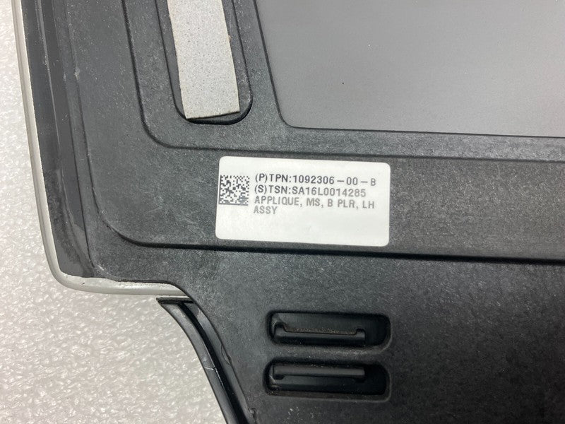 1092306 00 B ⭕ 16-20 Model S Driver Side B-Pillar Glass Applique w/ Camera Left 1092306-00-B