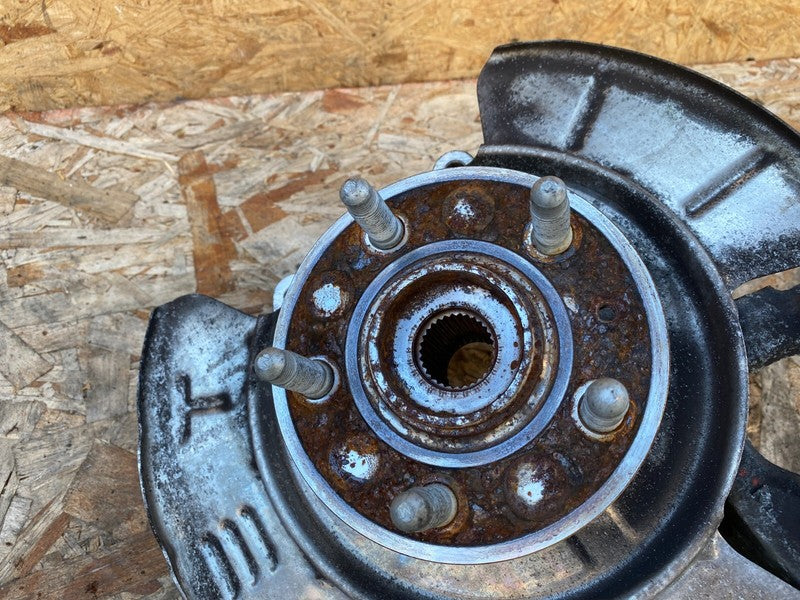 102741600D 16-20 Model X Rear Right Suspension Spindle Knuckle w/ Hub & Shield 1027416-00-D