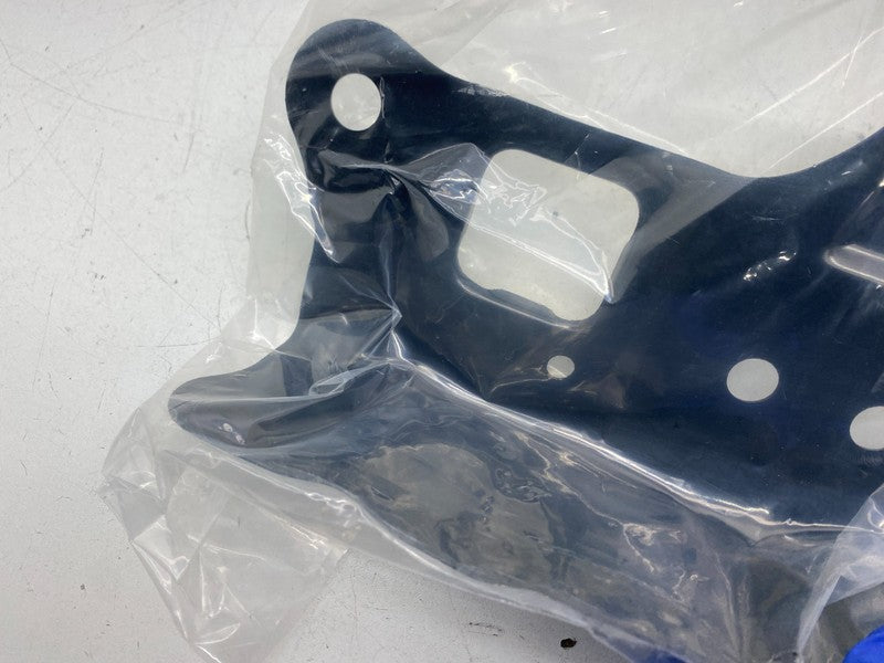 1964999 00 ⭕ 2025-2026 Tesla Model Y Front Right Bumper Support Lower Bracket RH 1964999-00