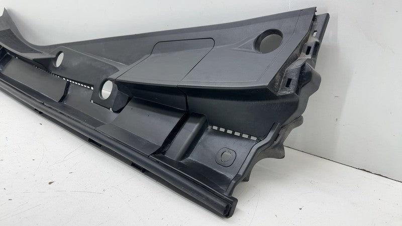 ⭕ 2023-2025 Toyota Prius Front Windshield Wiper Cowl Vent Trim Panel 5